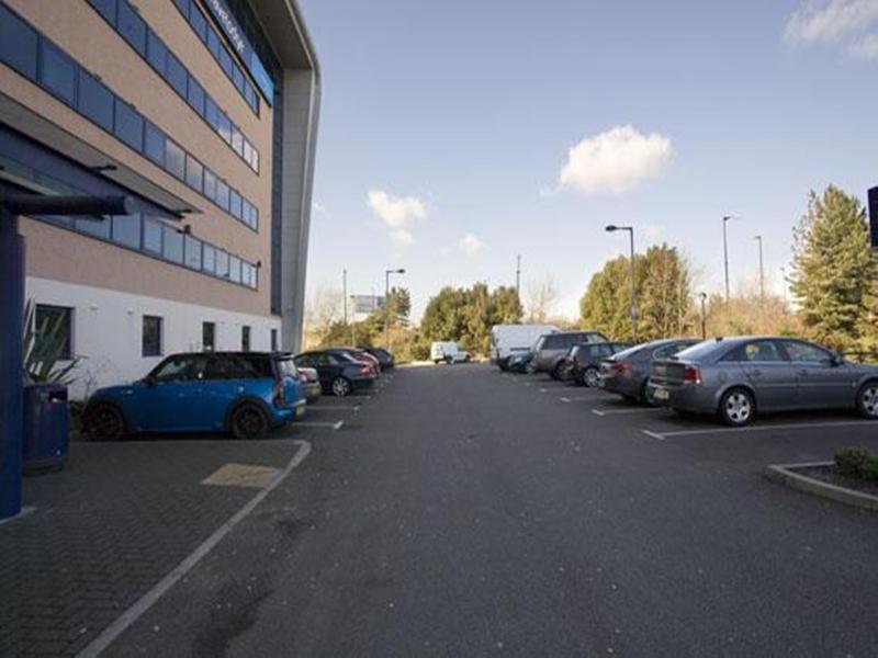 Travelodge London City Airport מראה חיצוני תמונה