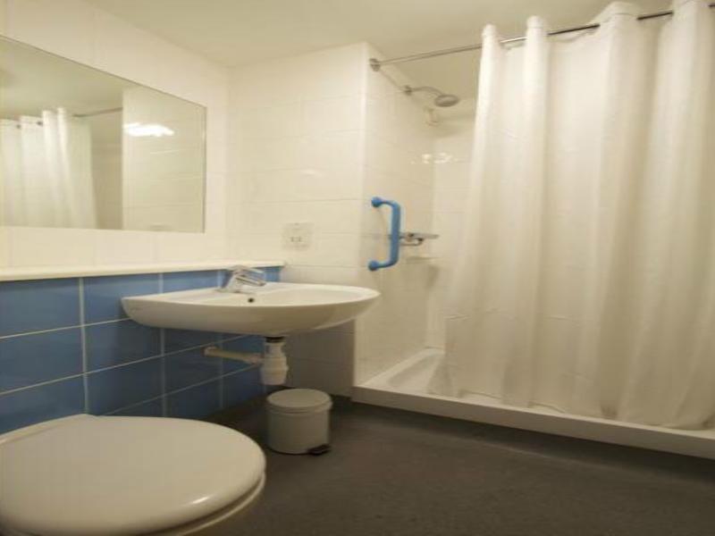 Travelodge London City Airport מראה חיצוני תמונה