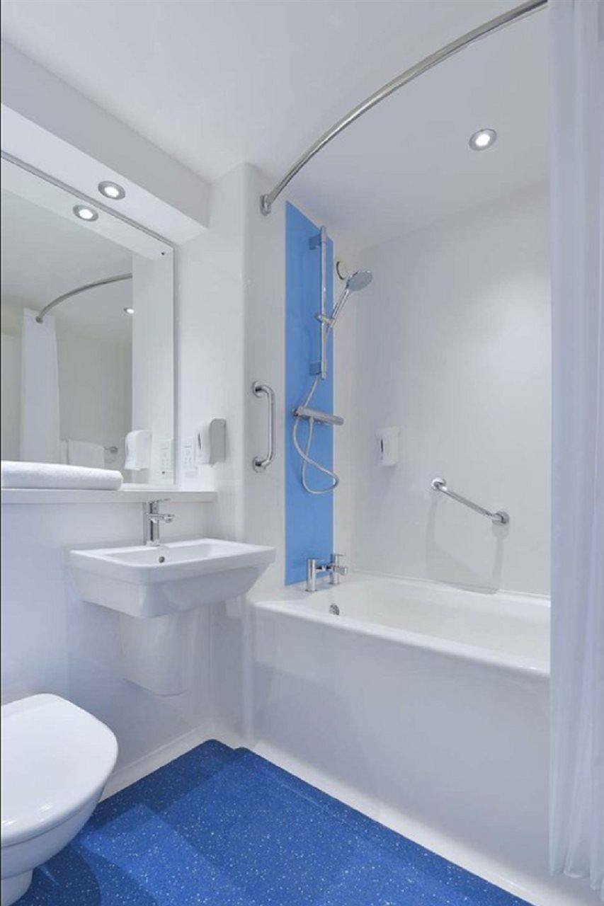 Travelodge London City Airport מראה חיצוני תמונה