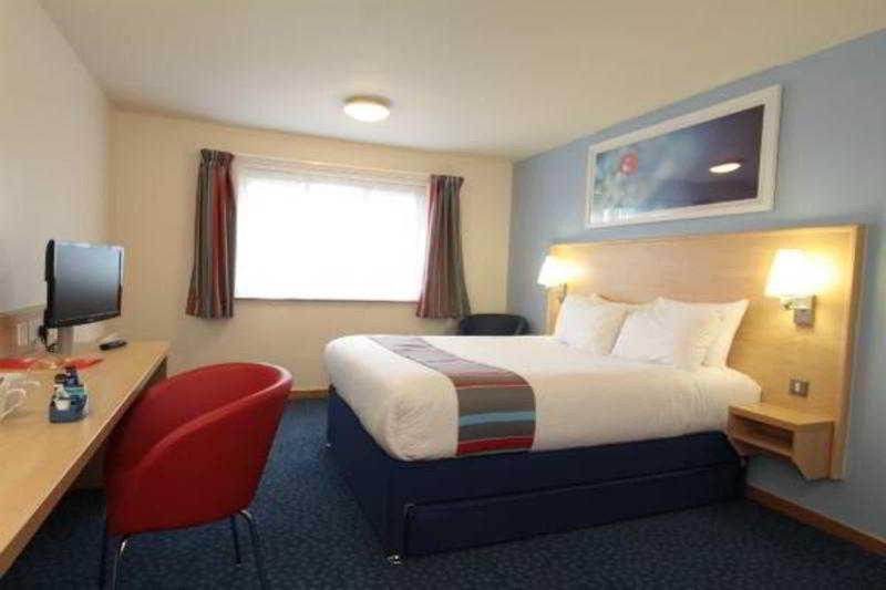 Travelodge London City Airport מראה חיצוני תמונה
